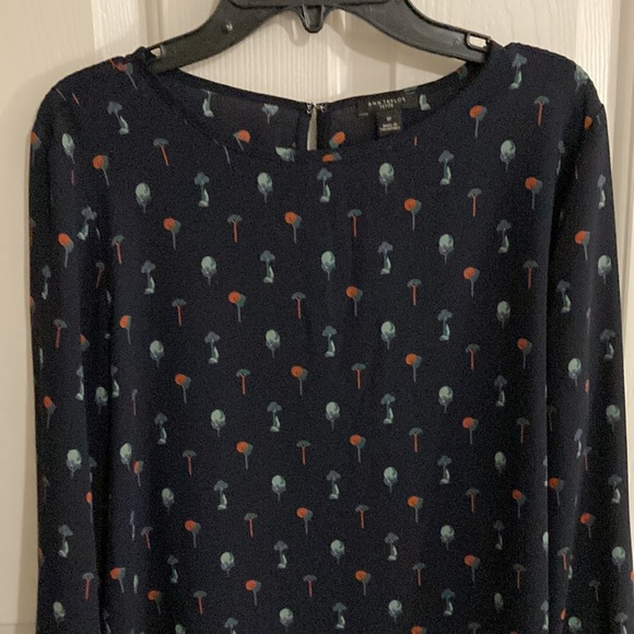 Ann Taylor petite black long sleeves blouse size SP print of small trees - Picture 3 of 7